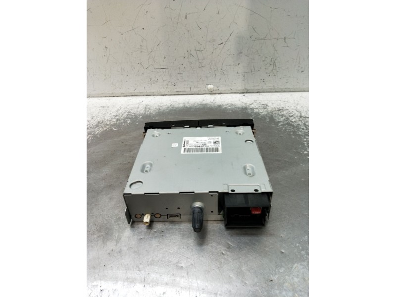 Recambio de sistema audio / radio cd para peugeot 3008 i monospace (0u_) 1.6 bluehdi 120 referencia OEM IAM 98137862XT00 BS01160