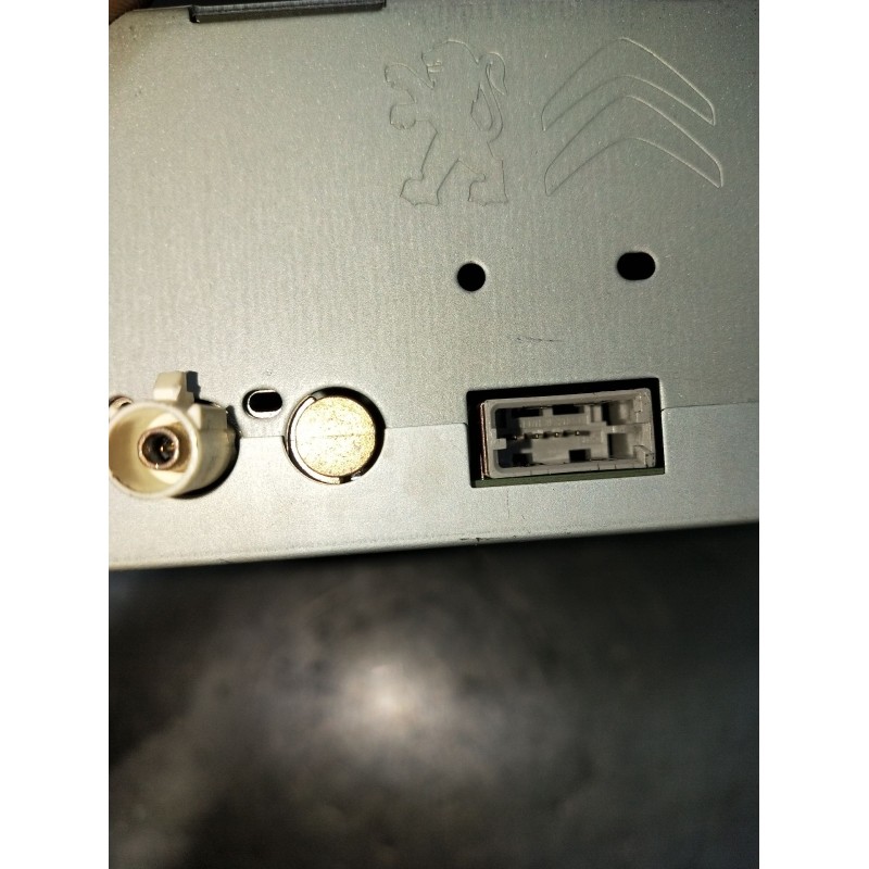 Recambio de sistema audio / radio cd para peugeot 3008 i monospace (0u_) 1.6 bluehdi 120 referencia OEM IAM 98137862XT00 BS01160