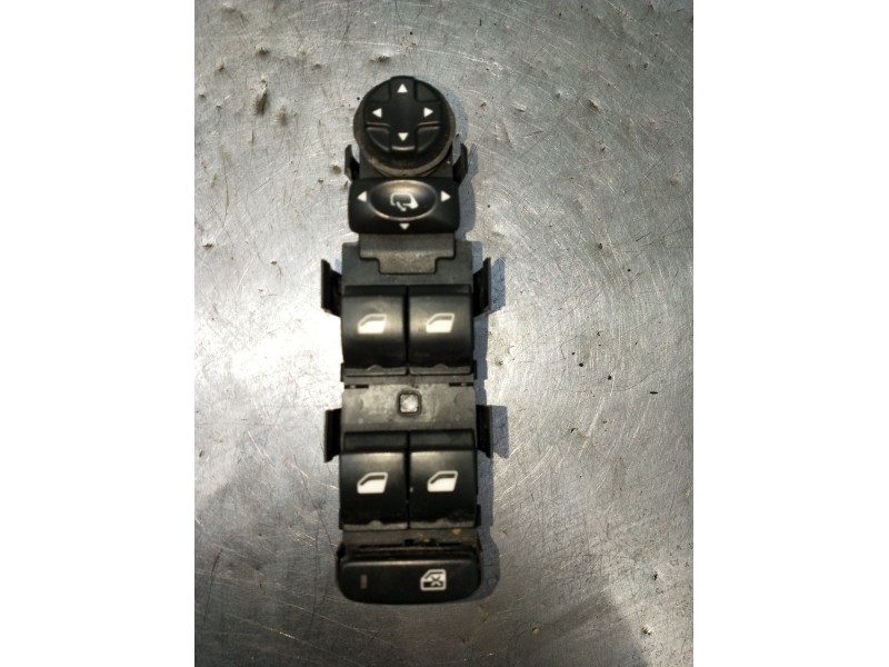 Recambio de mando elevalunas delantero izquierdo para peugeot 3008 i monospace (0u_) 1.6 bluehdi 120 referencia OEM IAM 98144143