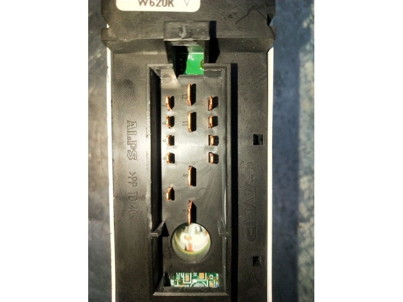 Recambio de mando elevalunas delantero izquierdo para saab 9-5 berlina 1.9 tid vector referencia OEM IAM 5547914 W620K 5P