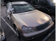 mercedes-benz clase c (w203) del año 2000