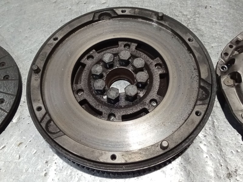 Recambio de kit embrague para bmw 3 compact (e46) 320 td referencia OEM IAM 324019910 124029510 