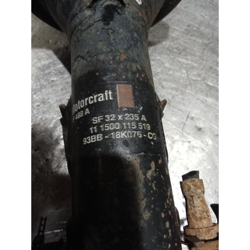 Recambio de amortiguador trasero izquierdo para ford mondeo i turnier (bnp) 1.8 td referencia OEM IAM 93BB18K076CG  