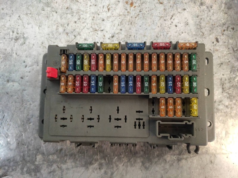 Recambio de caja reles / fusibles para mini cabrio (r52) cooper referencia OEM IAM 518030515 690660003 