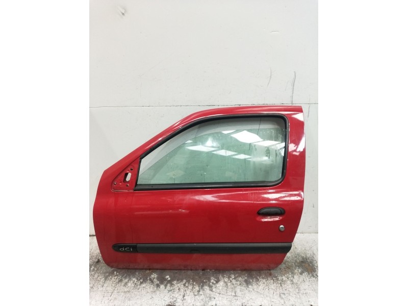 Recambio de puerta delantera izquierda para renault clio ii (bb_, cb_) 1.5 dci (b/cb07) referencia OEM IAM  3P 