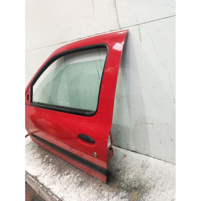 Recambio de puerta delantera izquierda para renault clio ii (bb_, cb_) 1.5 dci (b/cb07) referencia OEM IAM  3P 