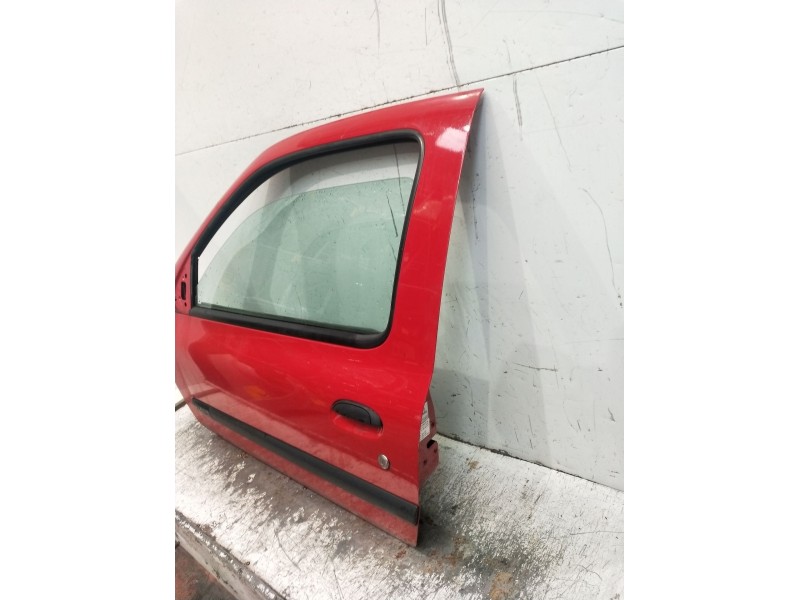 Recambio de puerta delantera izquierda para renault clio ii (bb_, cb_) 1.5 dci (b/cb07) referencia OEM IAM  3P 