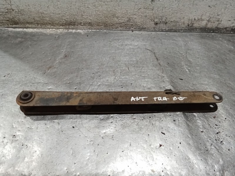 Recambio de brazo suspension inferior trasero derecho para ford mondeo i turnier (bnp) 1.8 td referencia OEM IAM   ANTERIOR