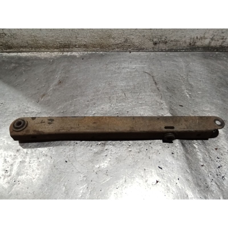 Recambio de brazo suspension inferior trasero derecho para ford mondeo i turnier (bnp) 1.8 td referencia OEM IAM   ANTERIOR