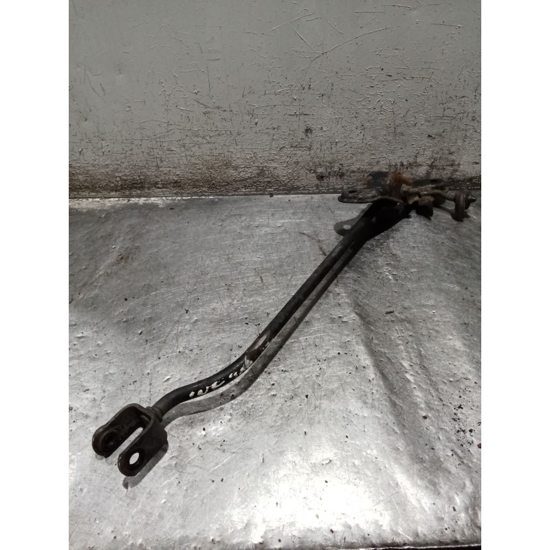 Recambio de brazo suspension inferior trasero derecho para ford mondeo i turnier (bnp) 1.8 td referencia OEM IAM   