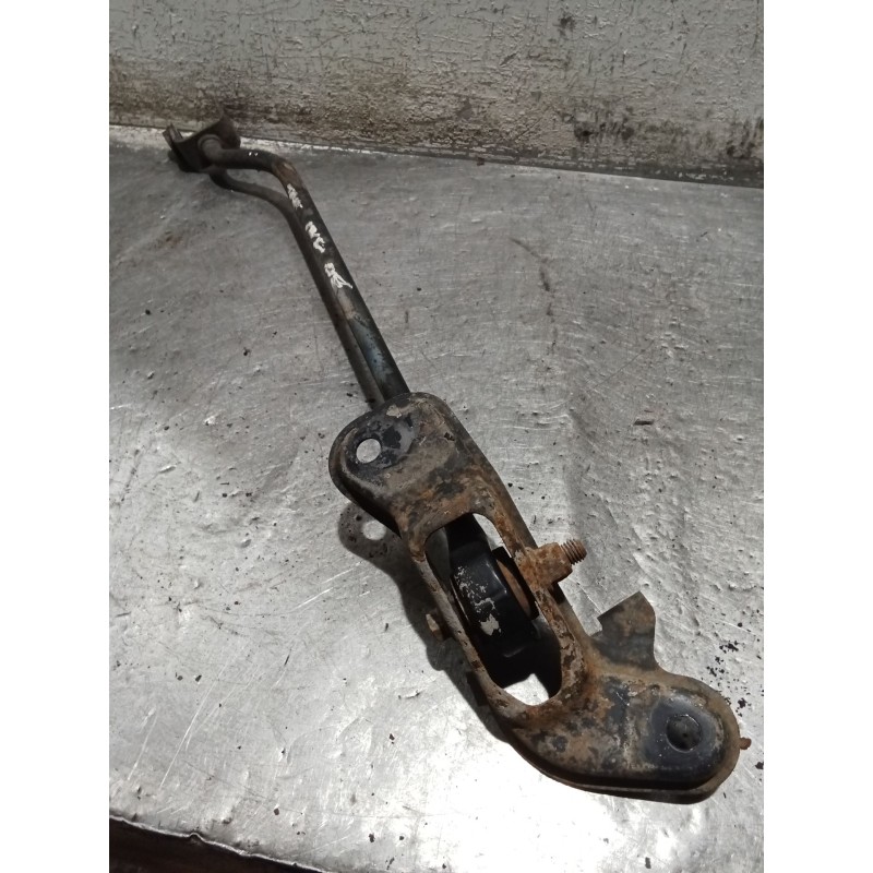 Recambio de brazo suspension inferior trasero derecho para ford mondeo i turnier (bnp) 1.8 td referencia OEM IAM   