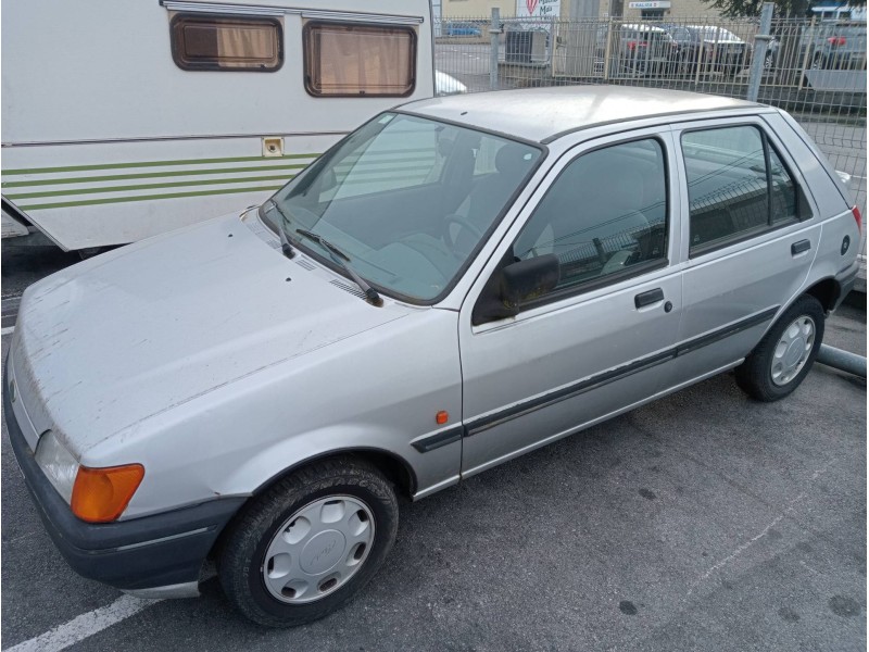 ford fiesta berl./courier del año 1989