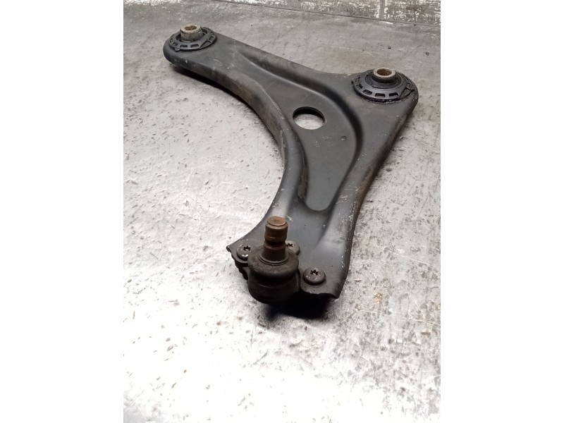 Recambio de brazo suspension inferior delantero derecho para citroën c3 i (fc_, fn_) 1.4 hdi referencia OEM IAM   02