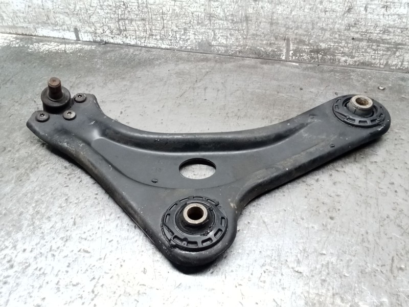 Recambio de brazo suspension inferior delantero derecho para citroën c3 i (fc_, fn_) 1.4 hdi referencia OEM IAM   02