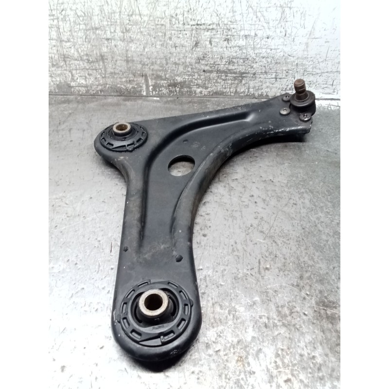Recambio de brazo suspension inferior delantero derecho para citroën c3 i (fc_, fn_) 1.4 hdi referencia OEM IAM   02