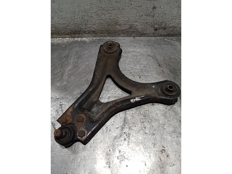 Recambio de brazo suspension inferior delantero derecho para ford mondeo i turnier (bnp) 1.8 td referencia OEM IAM   