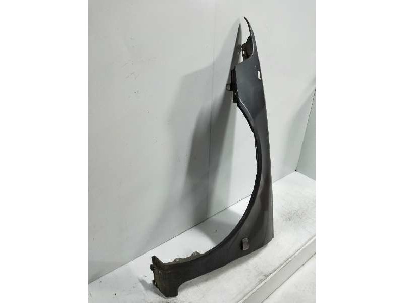 Recambio de aleta delantera izquierda para volvo v40 familiar 1.9 turbodiesel referencia OEM IAM   