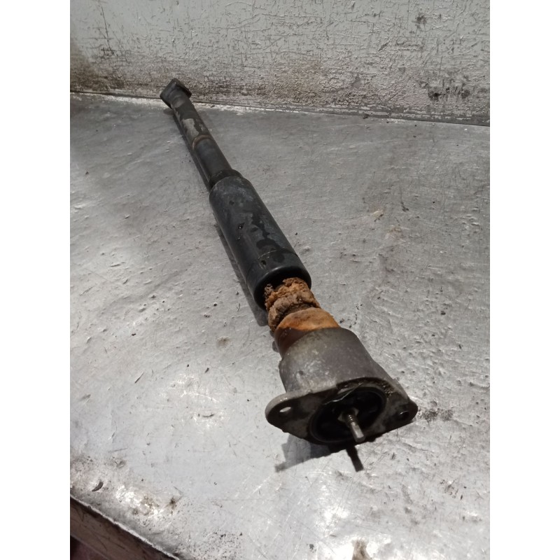 Recambio de amortiguador trasero derecho para ford fiesta v (jh_, jd_) 1.4 tdci referencia OEM IAM   