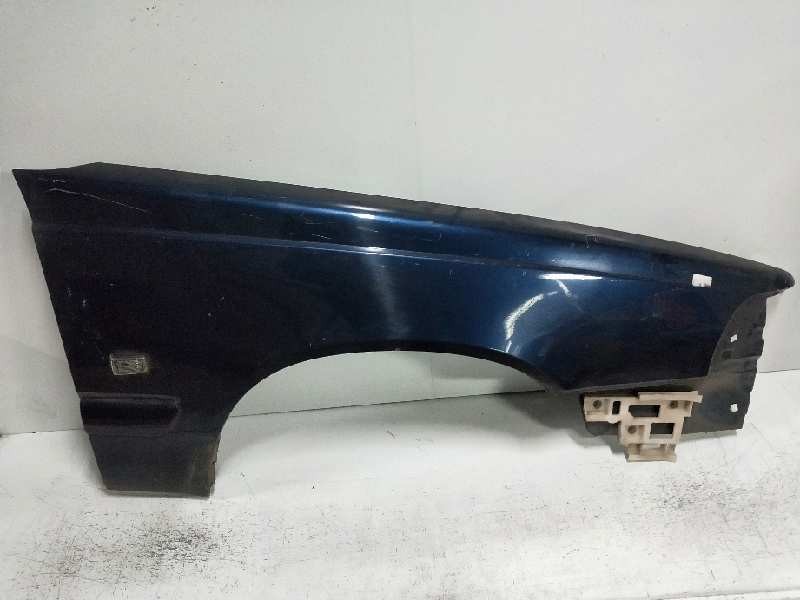 Recambio de aleta delantera derecha para volvo v70 familiar 2.4 turbo cat referencia OEM IAM   
