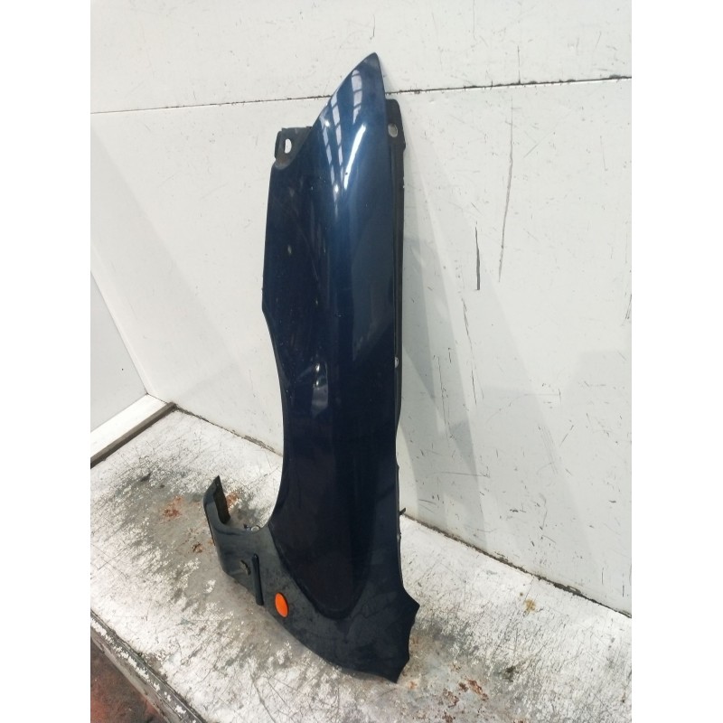 Recambio de aleta delantera izquierda para ford mondeo i turnier (bnp) 1.8 td referencia OEM IAM   