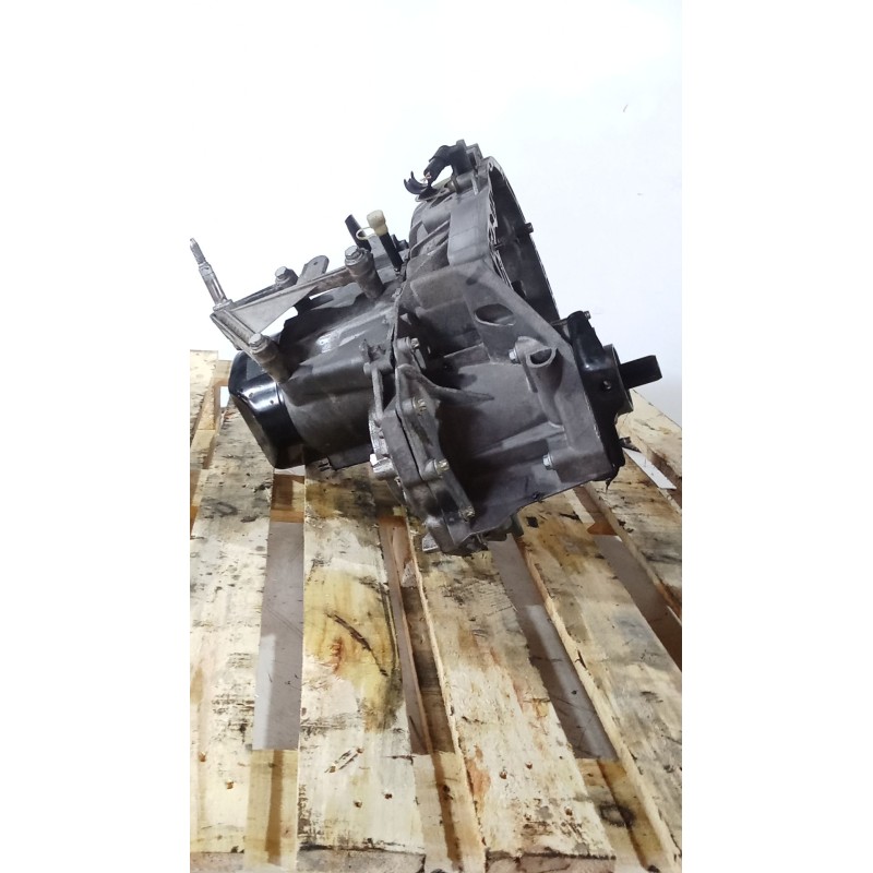 Recambio de caja cambios para renault clio ii (bb_, cb_) 1.5 dci (b/cb07) referencia OEM IAM JB3980 5V C136455
