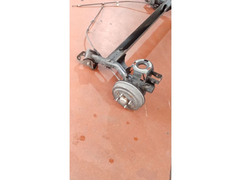Recambio de puente trasero para chevrolet aveo / kalos hatchback (t200) 1.4 16v referencia OEM IAM TAMBOR/ABS  