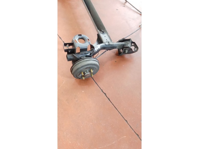 Recambio de puente trasero para chevrolet aveo / kalos hatchback (t200) 1.4 16v referencia OEM IAM TAMBOR/ABS  