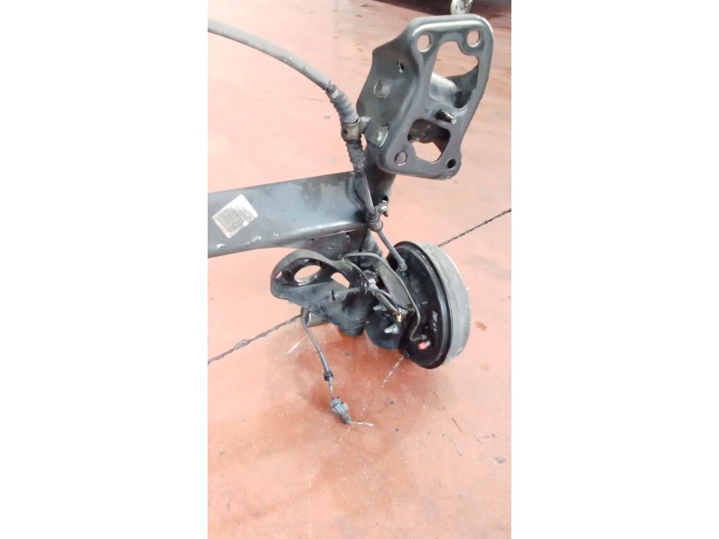 Recambio de puente trasero para chevrolet aveo / kalos hatchback (t200) 1.4 16v referencia OEM IAM TAMBOR/ABS  