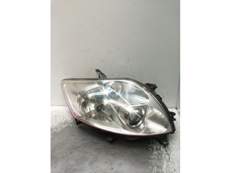 Recambio de faro derecho para toyota auris luna+ referencia OEM IAM 8111002470 89901943 89901357