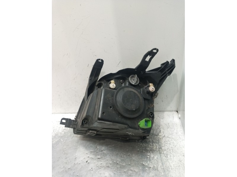 Recambio de faro derecho para ford fusion (ju_) 1.4 referencia OEM IAM  VER FOTOS 