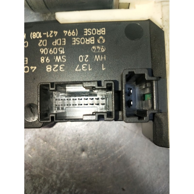 Recambio de elevalunas delantero derecho para peugeot 407 st sport pack referencia OEM IAM 9663036580 995189109 5P