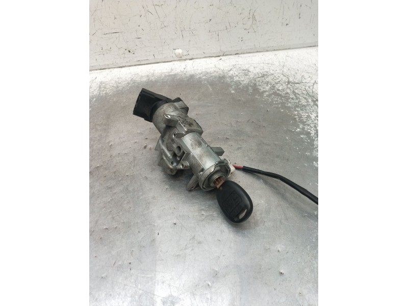 Recambio de conmutador de arranque para chevrolet aveo / kalos hatchback (t200) 1.4 16v referencia OEM IAM   