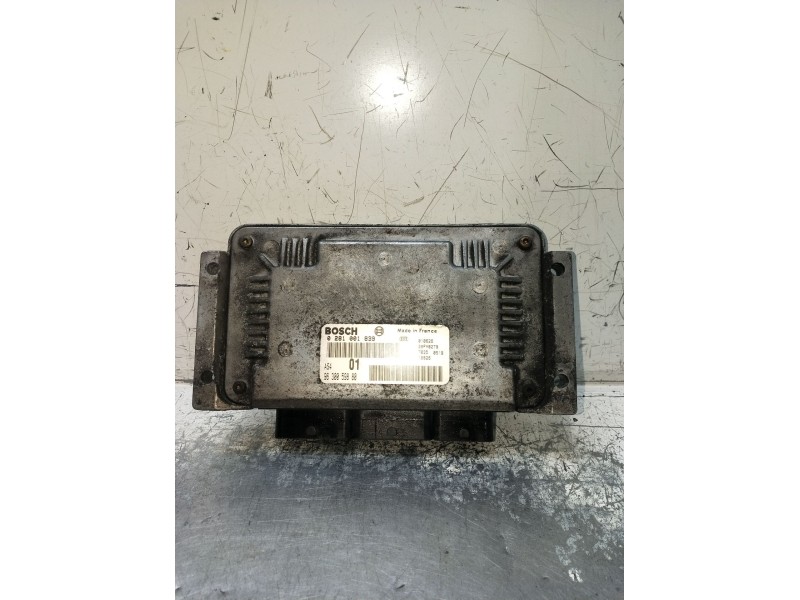Recambio de centralita motor uce para citroën saxo (s0, s1) 1.5 d referencia OEM IAM 0281001839 9630059880 28FM0279