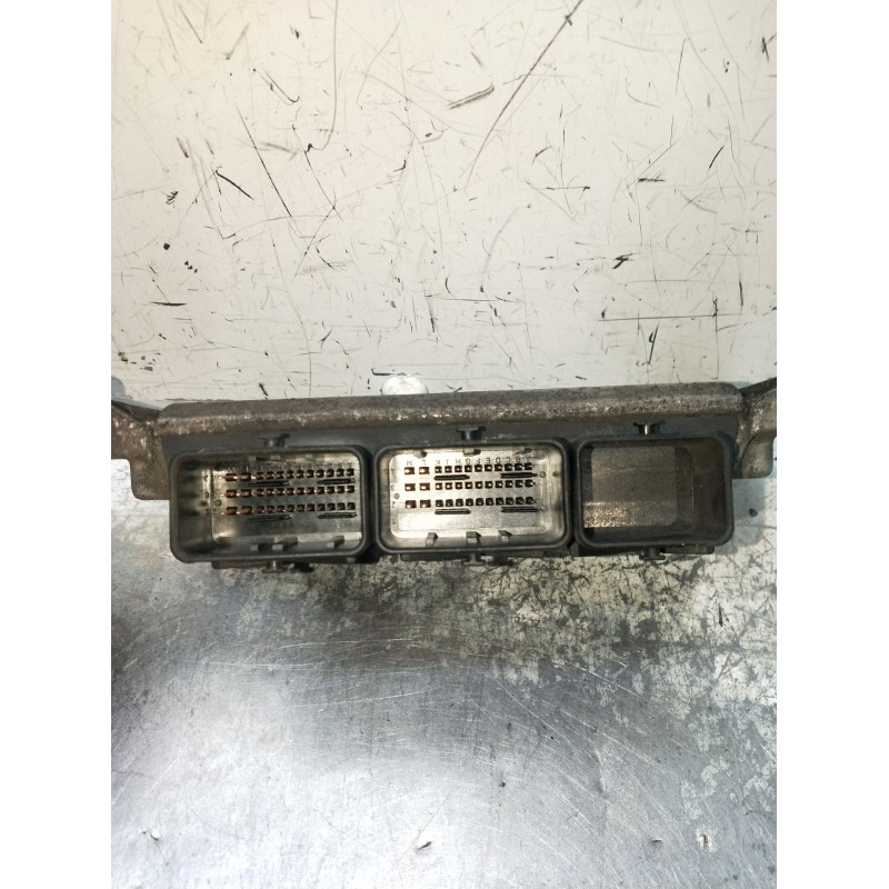 Recambio de centralita motor uce para citroën saxo (s0, s1) 1.5 d referencia OEM IAM 0281001839 9630059880 28FM0279