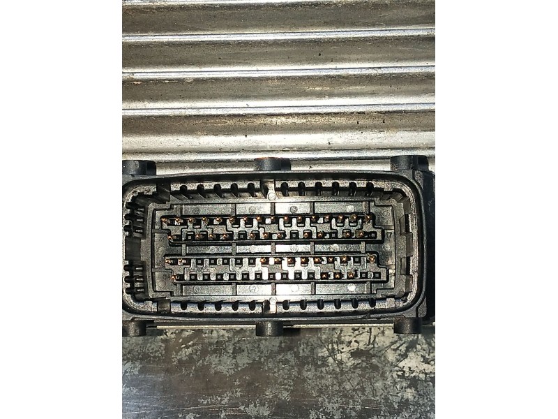 Recambio de centralita motor uce para chevrolet aveo / kalos hatchback (t200) 1.4 16v referencia OEM IAM 96436779  