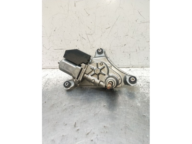 Recambio de motor limpia trasero para toyota auris luna+ referencia OEM IAM   