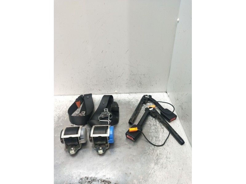 Recambio de juego cinturones delantero para ford fusion (ju_) 1.4 referencia OEM IAM  5P 