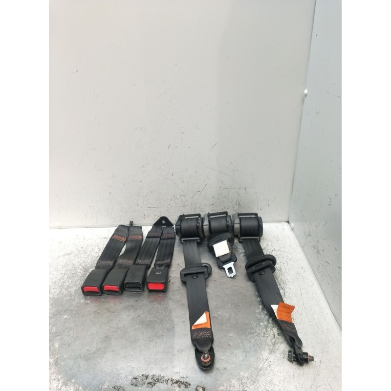 Recambio de juego cinturones trasero para chevrolet aveo / kalos hatchback (t200) 1.4 16v referencia OEM IAM   5P