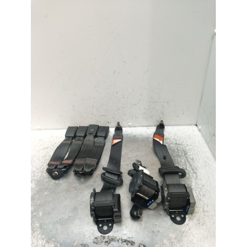 Recambio de juego cinturones trasero para chevrolet aveo / kalos hatchback (t200) 1.4 16v referencia OEM IAM   5P