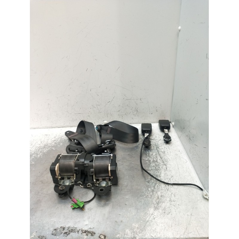 Recambio de juego cinturones delantero para chevrolet aveo / kalos hatchback (t200) 1.4 16v referencia OEM IAM  5P 