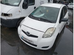 toyota yaris (_p9_) del año 2011