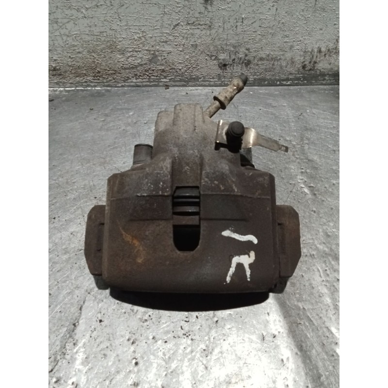 Recambio de pinza freno delantera izquierda para ford mondeo i turnier (bnp) 1.8 td referencia OEM IAM   