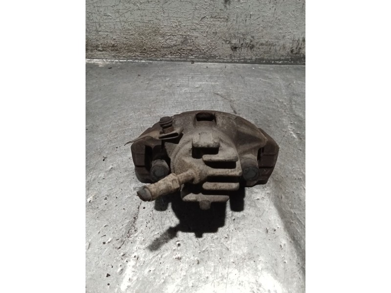 Recambio de pinza freno delantera izquierda para ford mondeo i turnier (bnp) 1.8 td referencia OEM IAM   
