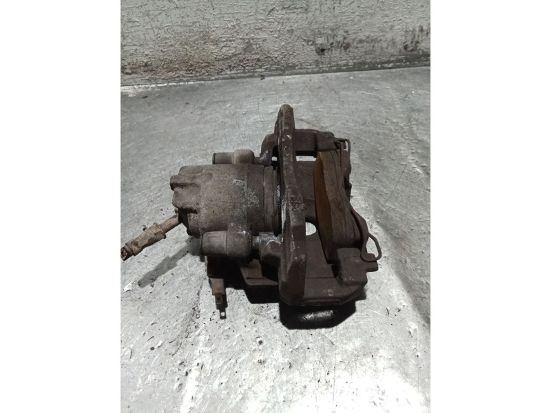 Recambio de pinza freno delantera izquierda para ford mondeo i turnier (bnp) 1.8 td referencia OEM IAM   