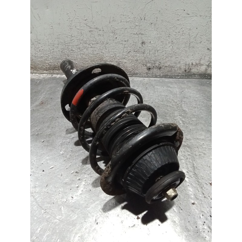 Recambio de amortiguador delantero derecho para ford mondeo i turnier (bnp) 1.8 td referencia OEM IAM 93BB18045BJ  