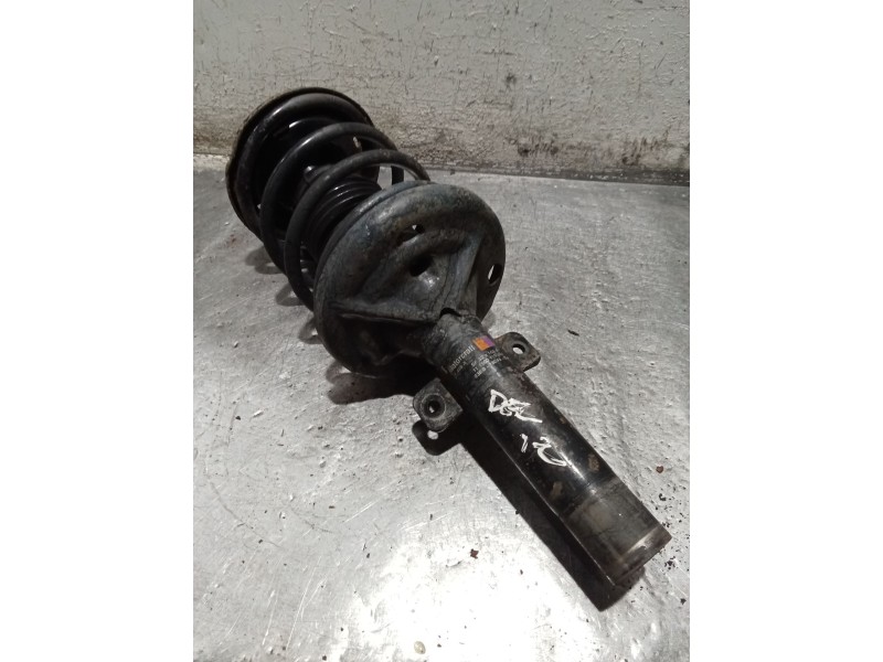 Recambio de amortiguador delantero izquierdo para ford mondeo i turnier (bnp) 1.8 td referencia OEM IAM 93BB18045BJ  