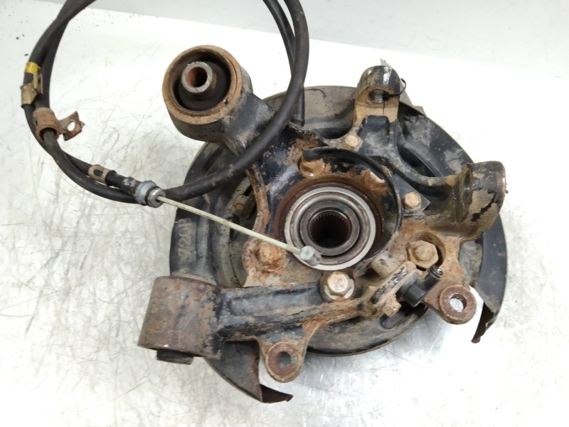 Recambio de mangueta trasera derecha para mitsubishi montero (v60/v70) 2.5 td cat referencia OEM IAM   