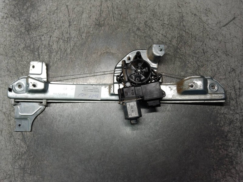 Recambio de elevalunas delantero izquierdo para peugeot 2008 (--.2013) 1.2 16v vti referencia OEM IAM 9816401780 0130822969 5P