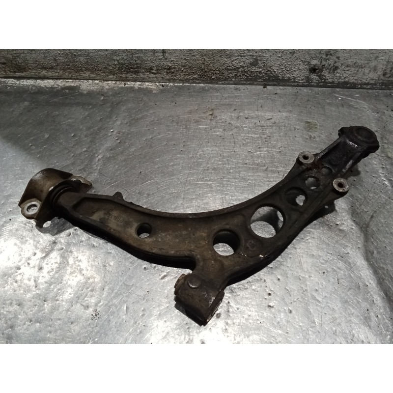Recambio de brazo suspension inferior delantero derecho para fiat punto (176_) 1.7 td referencia OEM IAM   