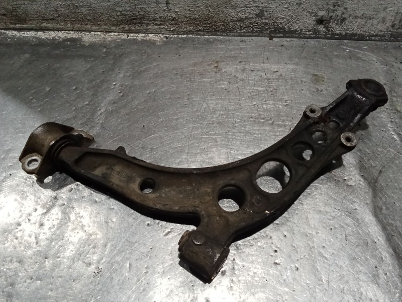 Recambio de brazo suspension inferior delantero derecho para fiat punto (176_) 1.7 td referencia OEM IAM   